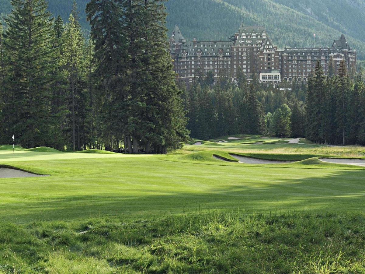 Fairmont Banff Springs Hotel Exterior photo