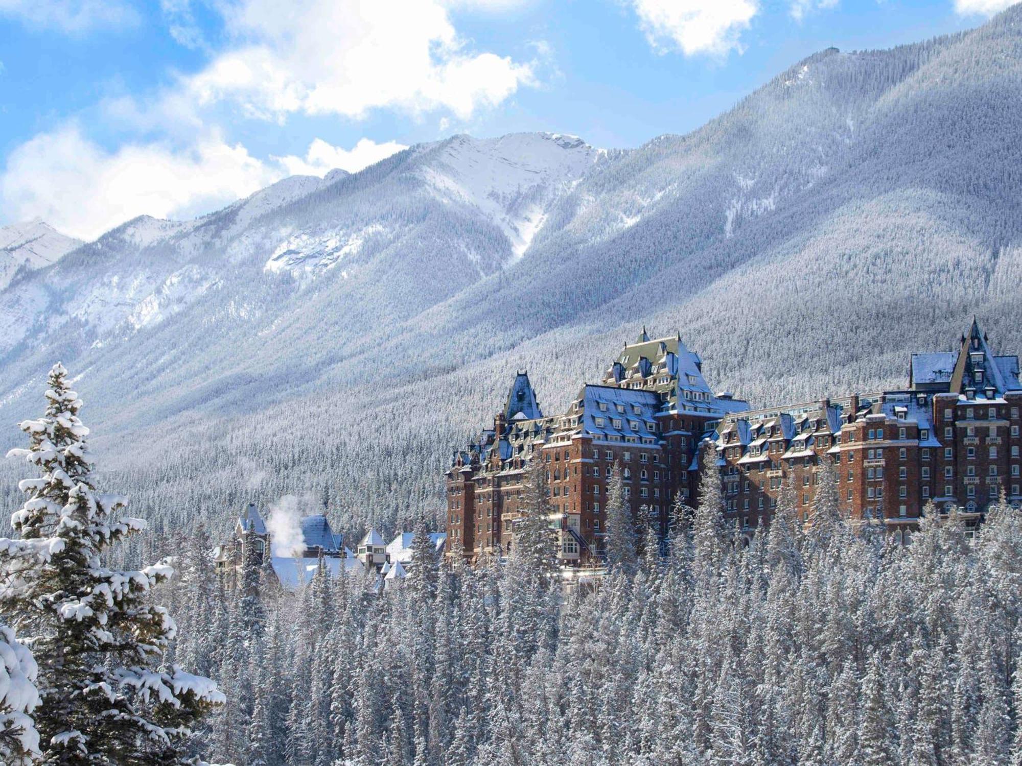 Fairmont Banff Springs Hotel Exterior photo